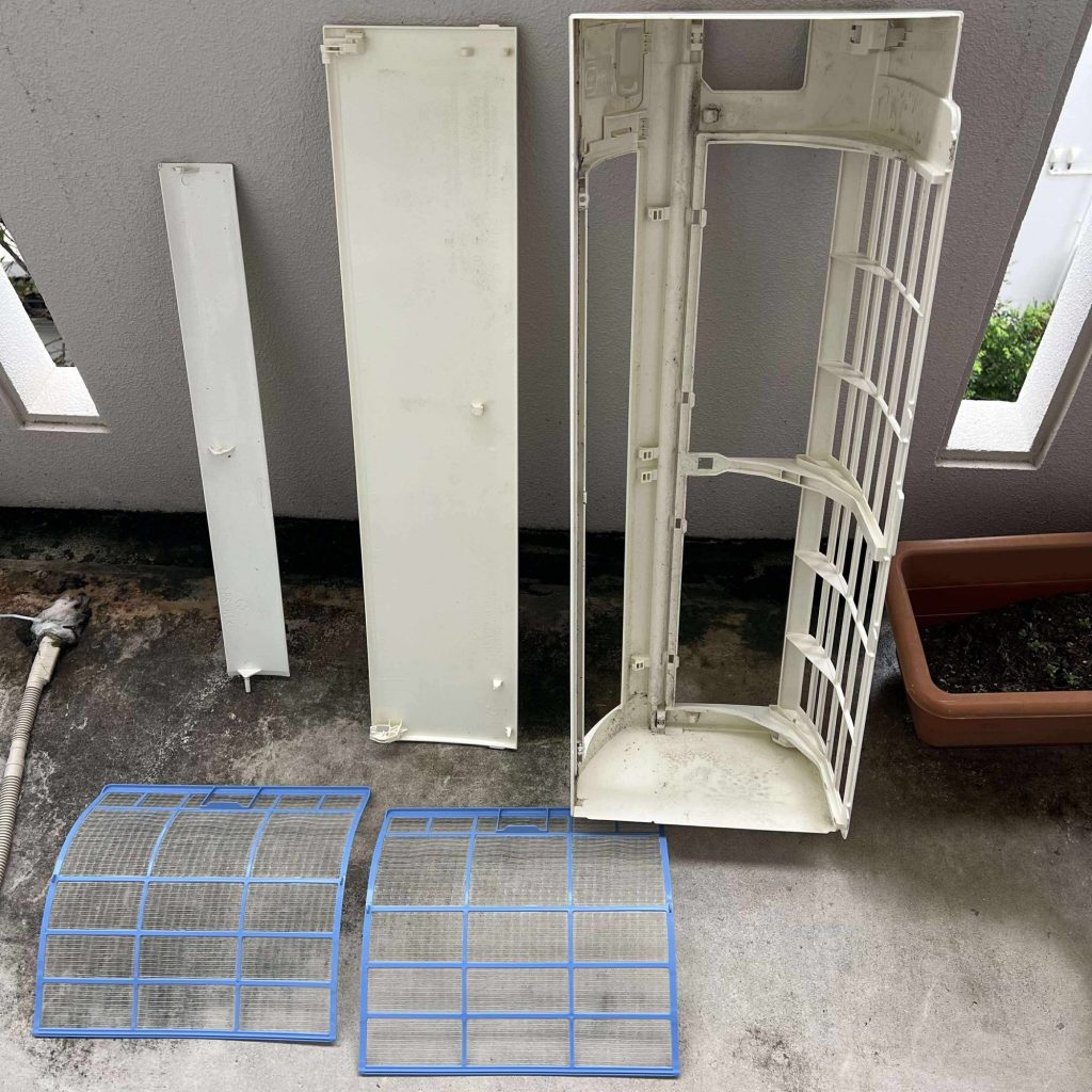 c3d7496558be17afd4fc9977ebcc0efb-1-1024x1024 市販クリーナーとプロ清掃、何が違うの？